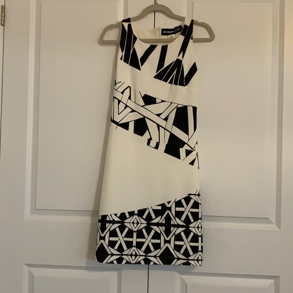 Desigual dress in white and black.